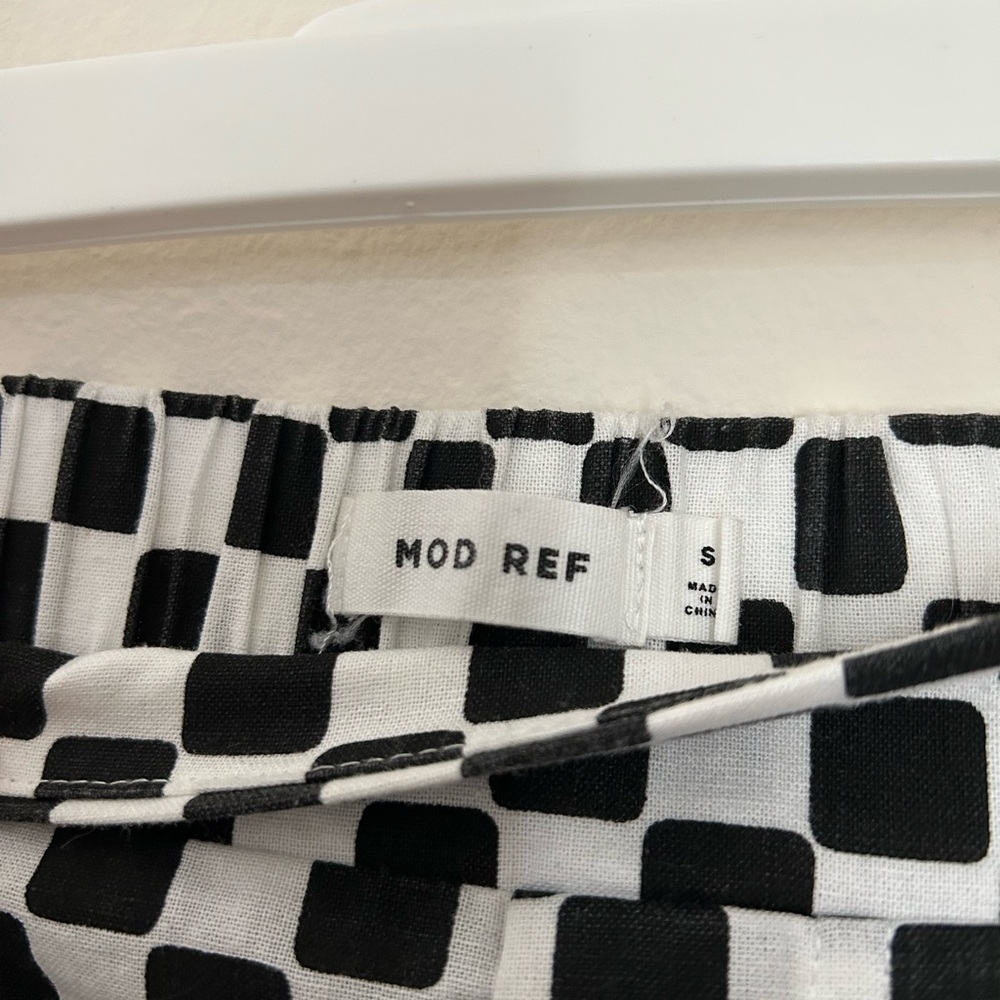 Mod Ref Monochrome Geometric Pants (StiffLinen)